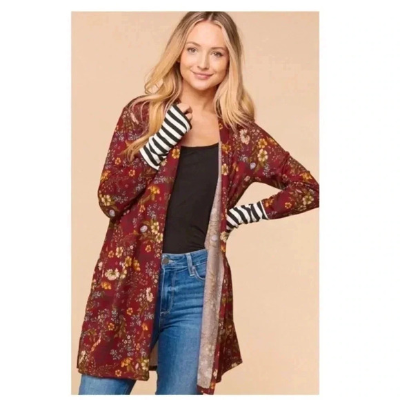 Lightweight Floral Hacci Knit Cardigan - Picture 8 of 12